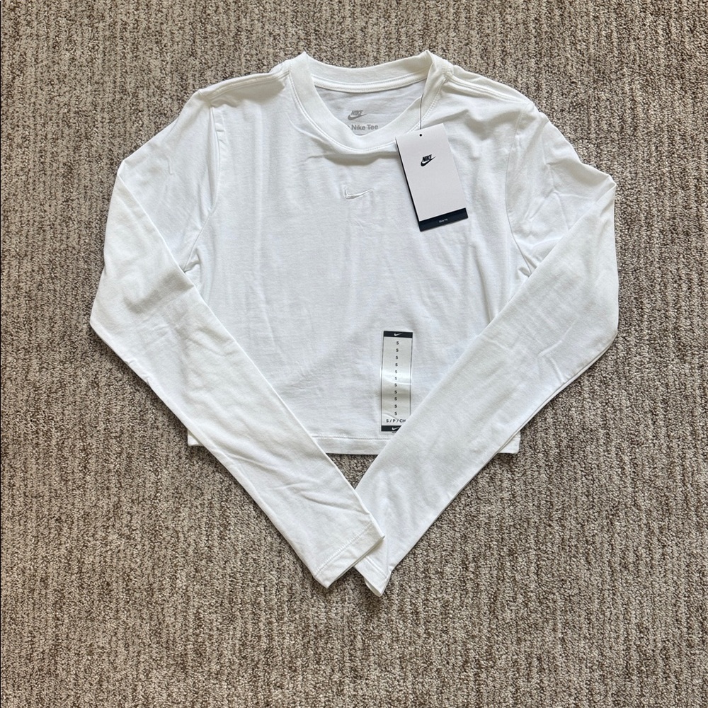 Nike Sportswear Women's Chill Knit Cropped Long Sleeve Size S NWT